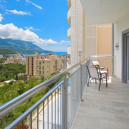Montelux Apartment Budva